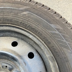 スタッドレスタイヤ4本セットの画像