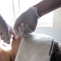 食いしばり・ほうれい線・首肩こりに。お口から整えるオーラル…