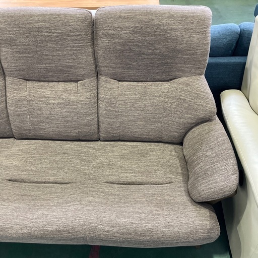 3人掛けソファ　三人掛けソファー　ニトリ　茶色　ブラウン　家具　チェア　脚付き　オシャレ家具