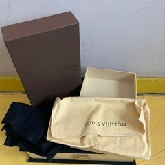 ハイブランドの空き箱の画像