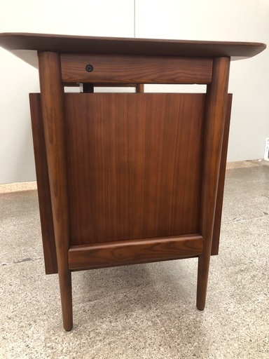 【トレファクいわき平店】BROOKS DESK 入荷しました！