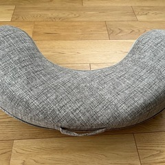 【受渡予定者有】エルゴ　授乳クッションの画像