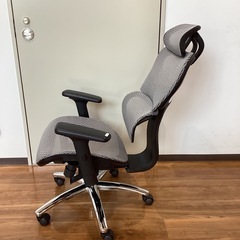 メッシュオフィスチェア〈リクライニングあり〉【町田市再生家具】　253280の画像
