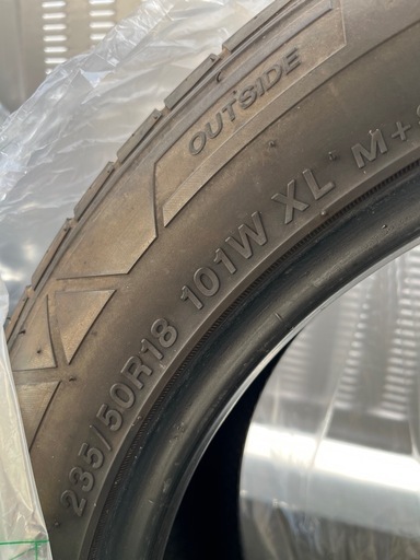 235/50R18 タイヤ