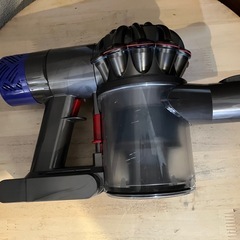 ダイソン V6 内部分解清掃済みの画像