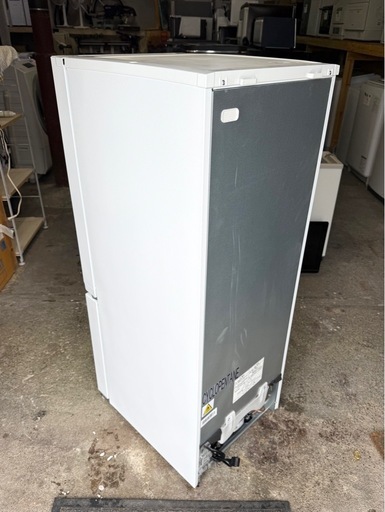 札幌市内配送可 【6ヵ月保証付き】美品 23年製 ヤマダ電機 YAMADA REFAGE 156L 2ドア冷蔵庫 YRZ-F15LW 