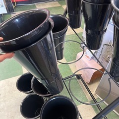 ジャングルジャングル貝塚店　フラワースタンド　花入れ　花屋　陳列　黒　ブラック　中古　リユース　貝塚市　二色浜の画像