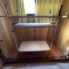 【無料】タンス、ダイニングテーブル、勉強机、エレクター、ちゃぶ台、回転式チェアの画像