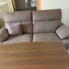 【美品】ニトリ　3人用ソファ　オットマン　クッション付の画像