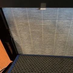 シャープ　プラズマクラスター　空気清浄機加湿機能　フィルター交換済み　10年もちます　今日取りに来ていただける方　その代わりダンボールを処分していただける方2020年製の画像