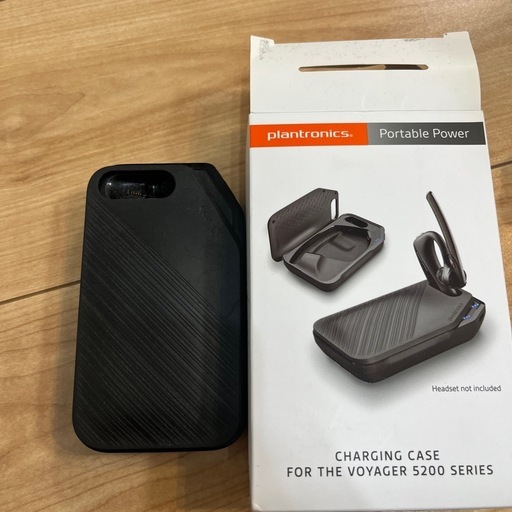 プラントロニクス PLANTRONICS 204500-108 [Voyager5200用充電ケース]