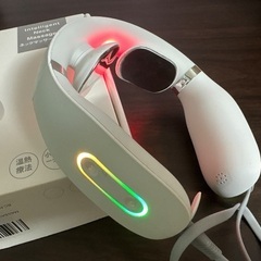 USB充電式ネックマッサージャー　ホワイト　中古品の画像