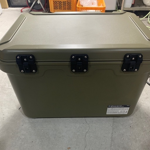 【ジモティー割】美品　HUGEL クーラーボックス　40リットル（ID1812）