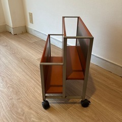 🉐アクタス　本立て　使いやすい！の画像