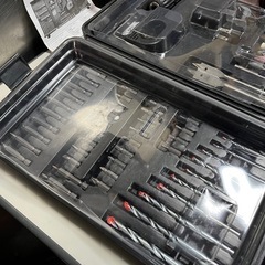 ヒロ•コーポレーション 充電式電動ドリルドライバーセット　 12V 92psc (1点欠品) 動作確認済 充電もOK！ 中古品 ③の画像