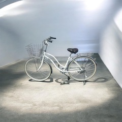 ブリヂストン CASU 27インチ 内装3段 シマノ 白の画像