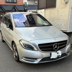 メルセデス・ベンツ　B180 車検有り　乗って帰れます　内外装とても綺麗　ETC ナビ地デジ　バックカメラ キーレス　エンブレムマットブラックの画像