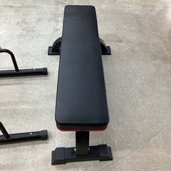 坂2602-118 トレーニングベンチ フラットベンチ ブラック レッド キズ汚れ有りの画像