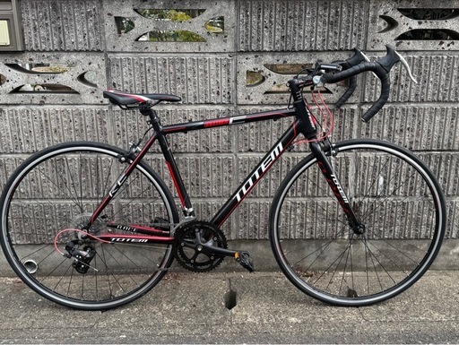 大幅最終値下げ　TOTEM　トーテム　ロードバイク　自転車　ブラック　アルミフレーム　700×23c　