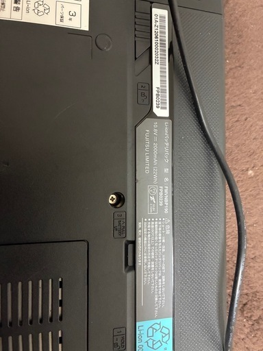 パソコン LIFE BOOK A561/D