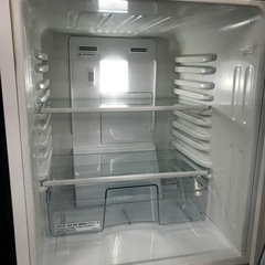 ジャングルジャングル貝塚店　冷蔵庫　ツインバード　2ドア　白　ホワイト　一人暮らし　110L  2段引き出し式　ファン式　白熱ランプ　2019年製　中古　貝塚市　二色浜の画像