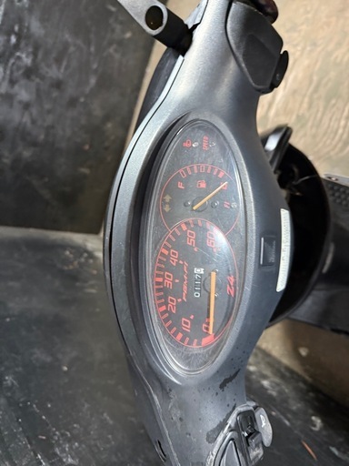 ★支払総額4.8万円★激安バイク続々入荷中！ とにかく安い！！ ホンダ Z4 マッド AF63 ４ストインジェクション！集中キー！ 金ホイール！ フロントディスクブレーキ！ サイスタ付き！ ☆支払総額4.8万円☆激安バイク続々入荷中！ とにかく安い！！ ホンダ Z4