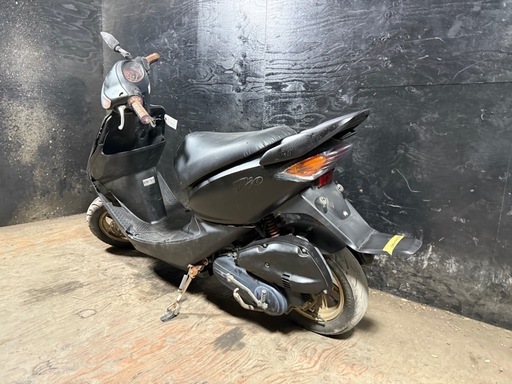 ★支払総額4.8万円★激安バイク続々入荷中！ とにかく安い！！ ホンダ Z4 マッド AF63 ４ストインジェクション！集中キー！ 金ホイール！ フロントディスクブレーキ！ サイスタ付き！ ☆支払総額4.8万円☆激安バイク続々入荷中！ とにかく安い！！ ホンダ Z4