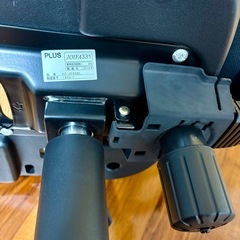 オフィス家具専門店PLUS（プラス）　デスクチェア KC-JF60SL BLACKの画像