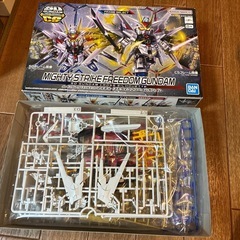 【新品】SDガンダム クロスシルエット マイティストライクフリーダムガンダムの画像