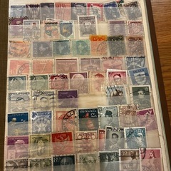 多国籍使用済切手コレクションの画像