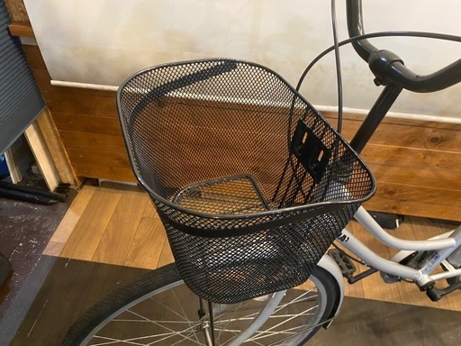 【リアタイヤ新品！】26インチ　シングルギア　自転車　シルバー　②