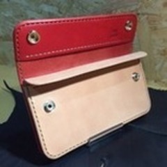 牛本革トラッカー長財布　の画像