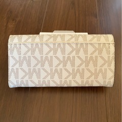 マイケルコース　長財布　ロゴプリント　ホワイトの画像