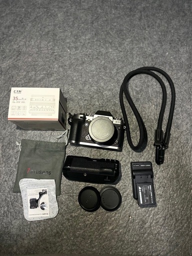 Fujifilm X-T1 本体＋付属品多数（動作良好）