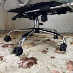 SKYE ゲーミングチェア R-048の画像