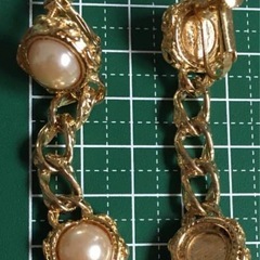 アンティーク調チェーンイヤリングの画像