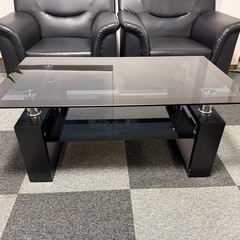 ガラスローテーブルの画像