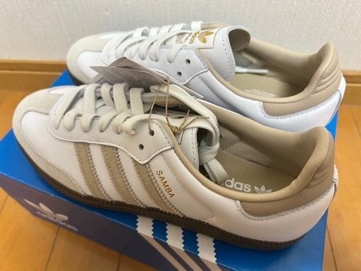 【値下げ価格】adidas 新品　靴/スニーカー  24cm