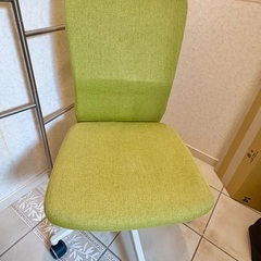 デスクチェアの画像