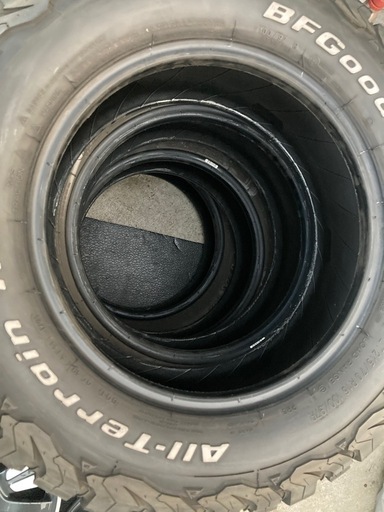 BFGoodrich All-Terrain T/A215/70-16オールテレーン