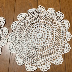 新品未使用品❗️手編み？ラウンドレース　２枚セットの画像