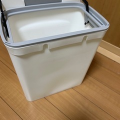 壁掛けゴミ箱 キッチンゴミ箱 ぶら下げごみ箱 9Lの画像