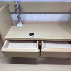 子ども用学習机　デスクの画像