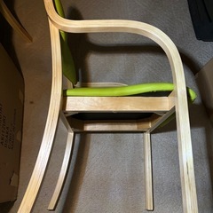 組み立て椅子の画像