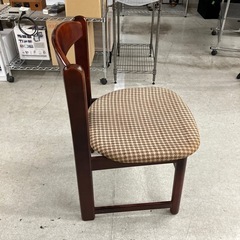 坂2602-126 カリモク オールド ダイニングチェア ② チェック キズ汚れ色あせ有りの画像