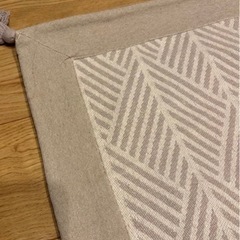 美品　ナチュラル　ベージュ系　幾何学模様 ベージュラグ フリンジ付きの画像