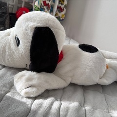 スヌーピーのぬいぐるみの画像