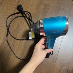 ドライヤーの画像