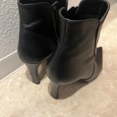 DIANAショートブーツの画像