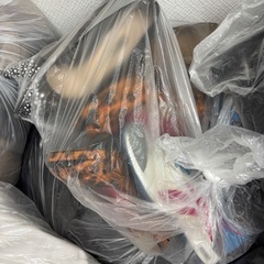 洋服、靴、着物　大量の画像